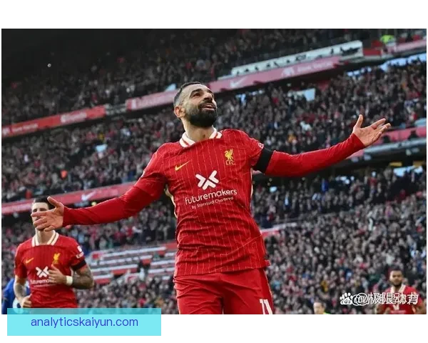 萨拉赫闪耀欧冠决赛，关键进球助球队迎来突破，表现亮眼。